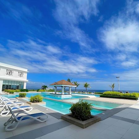 Arterra Seaview Resort Isla de Mactán Exterior foto